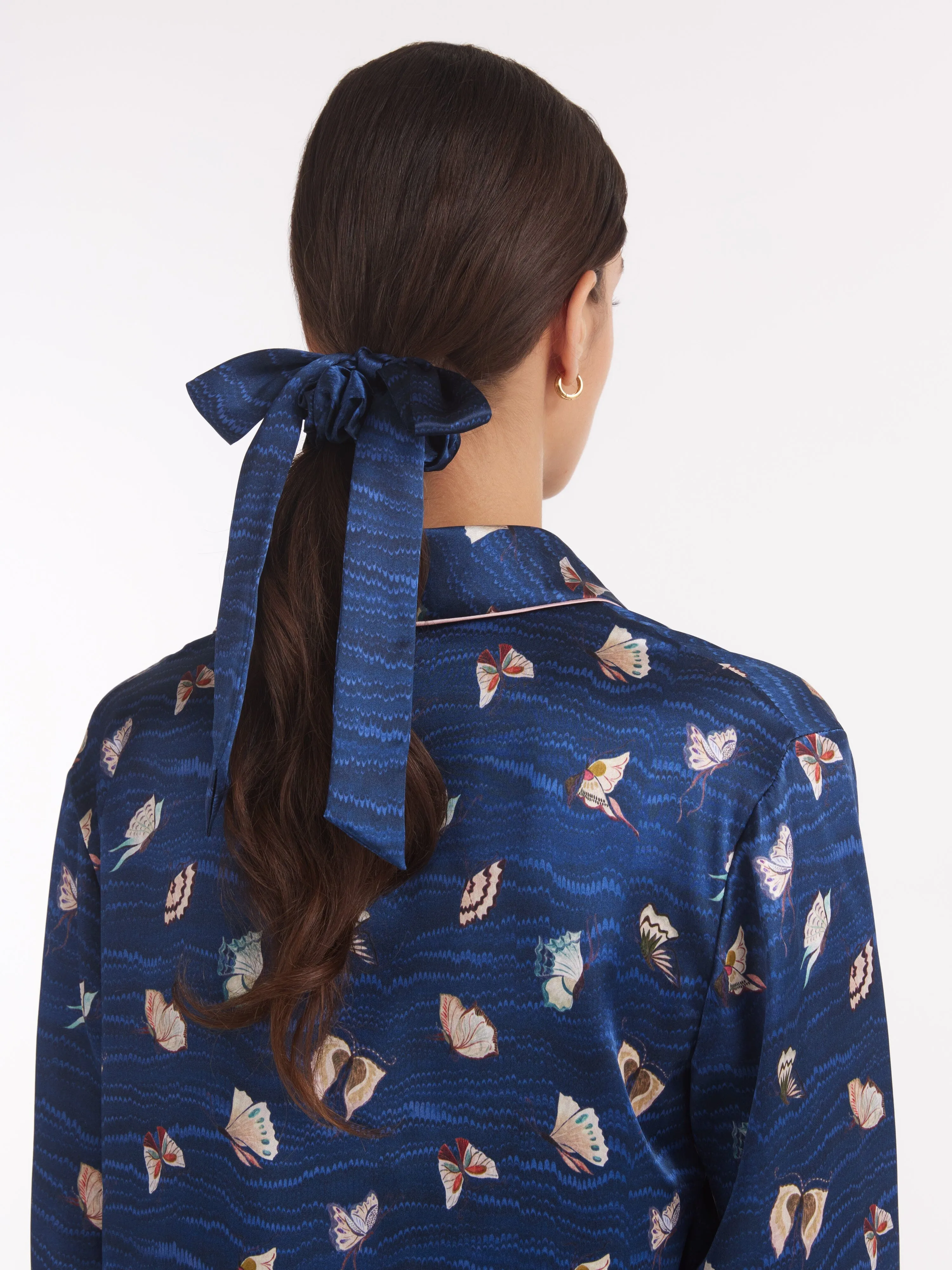 Bow Scrunchie in Navy Marbling