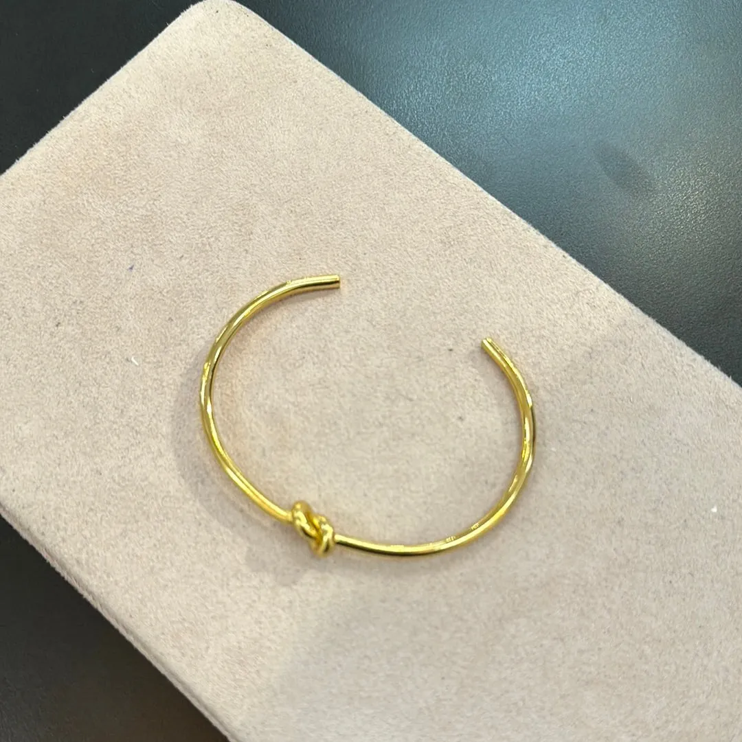 Bracciale con nodo