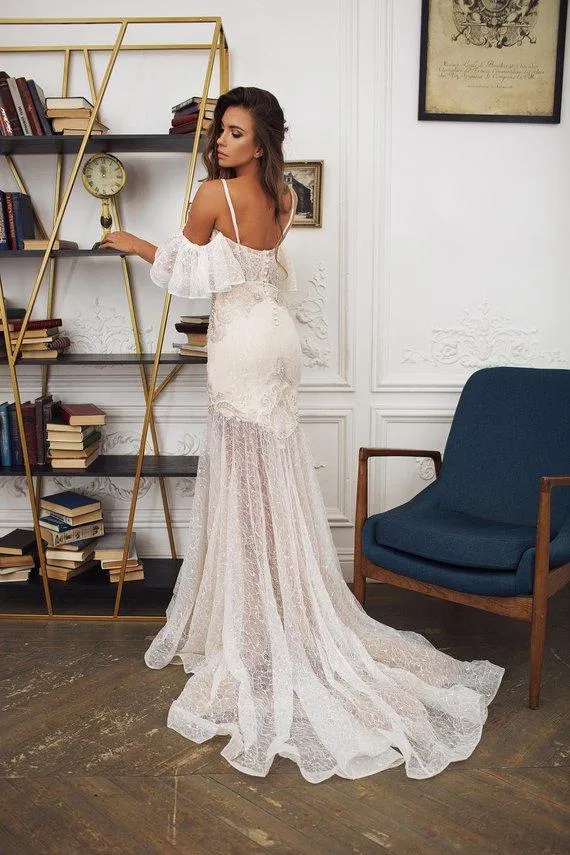 Chic Trumpet/Mermaid Spaghetti Straps Long Prom Dresses Modest Lace Wedding Dresses APW0264