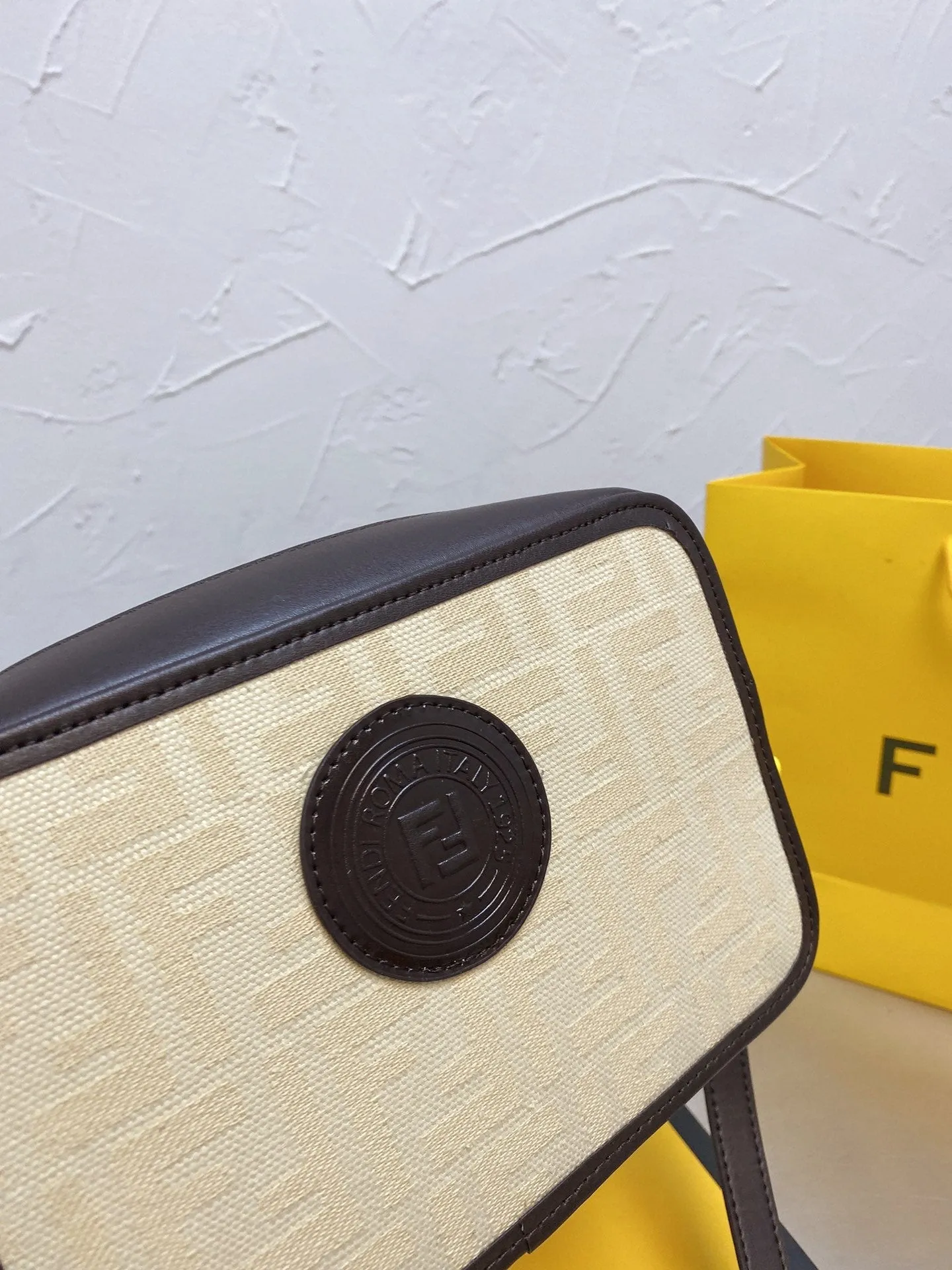 EN   Designer bags by Fendi 129