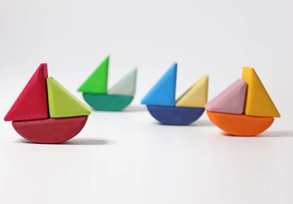 Grimm's Spiel and Holz Rolling Boats - Set of 4