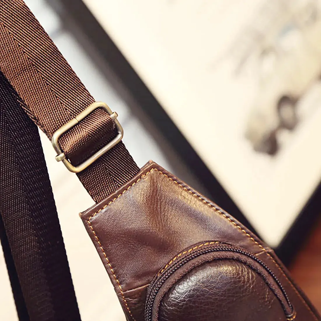 Men's Vintage Style Genuine Leather Cowhide Cross Body Messenger Bag Ideal for Travel