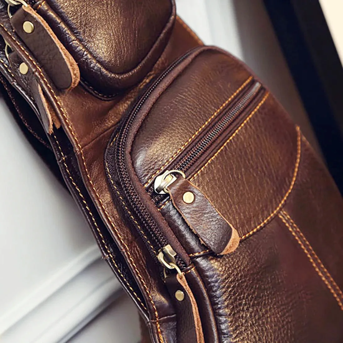 Men's Vintage Style Genuine Leather Cowhide Cross Body Messenger Bag Ideal for Travel
