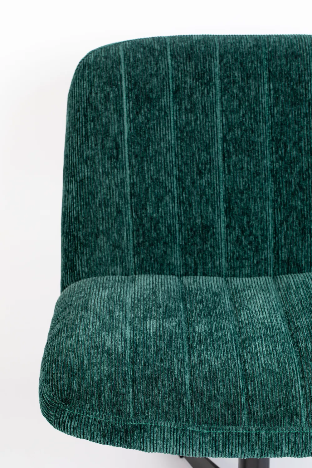 Modern Swivel Lounge Chair | DF Belmond