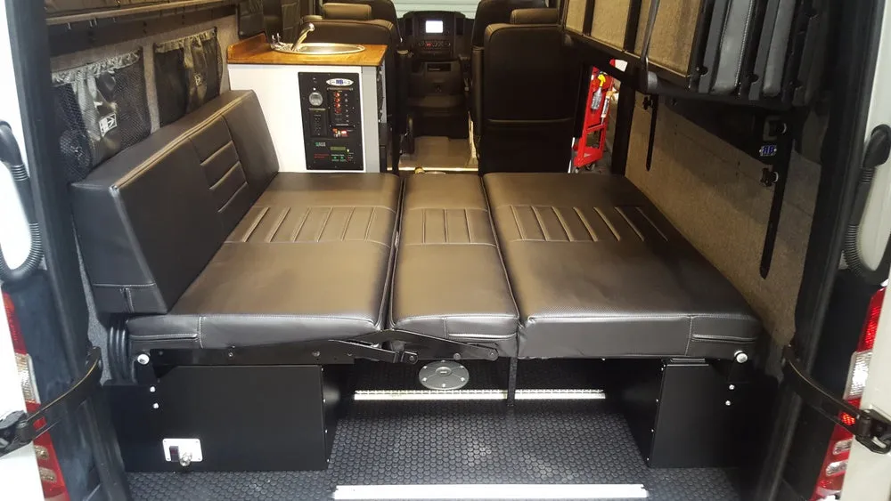 RB Touring Ensign - 144" 4x4