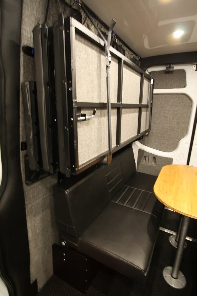 RB Touring Ensign - 144" 4x4