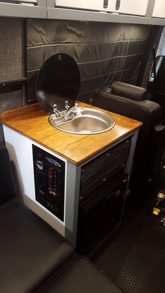RB Touring Ensign - 144" 4x4