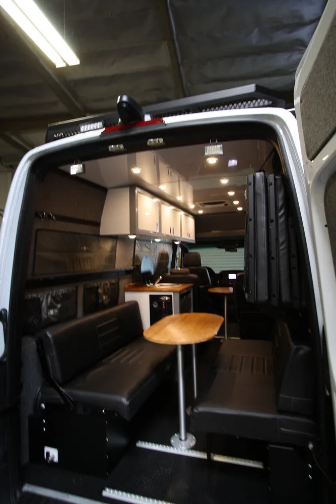 RB Touring Ensign - 144" 4x4