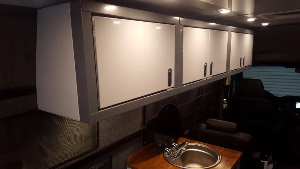 RB Touring Ensign - 144" 4x4