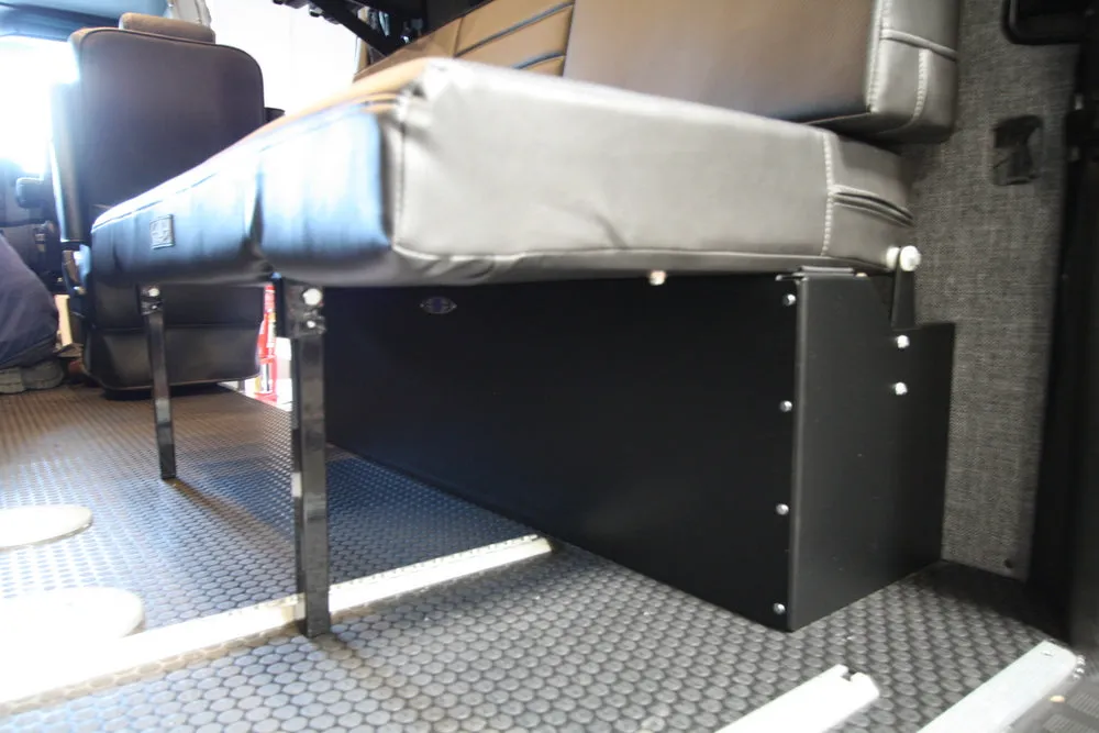 RB Touring Ensign - 144" 4x4