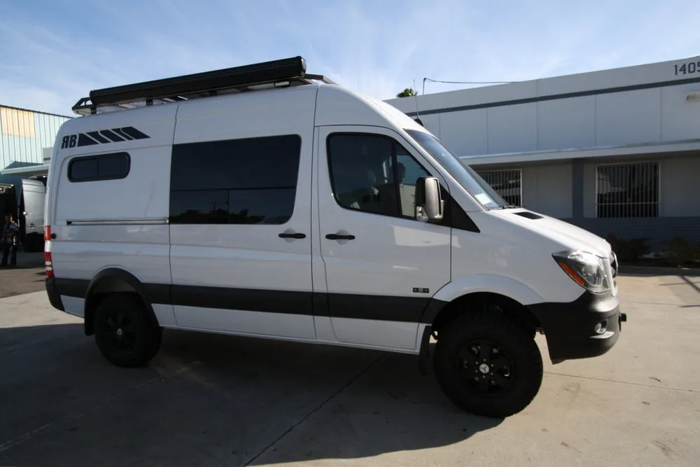RB Touring Ensign - 144" 4x4