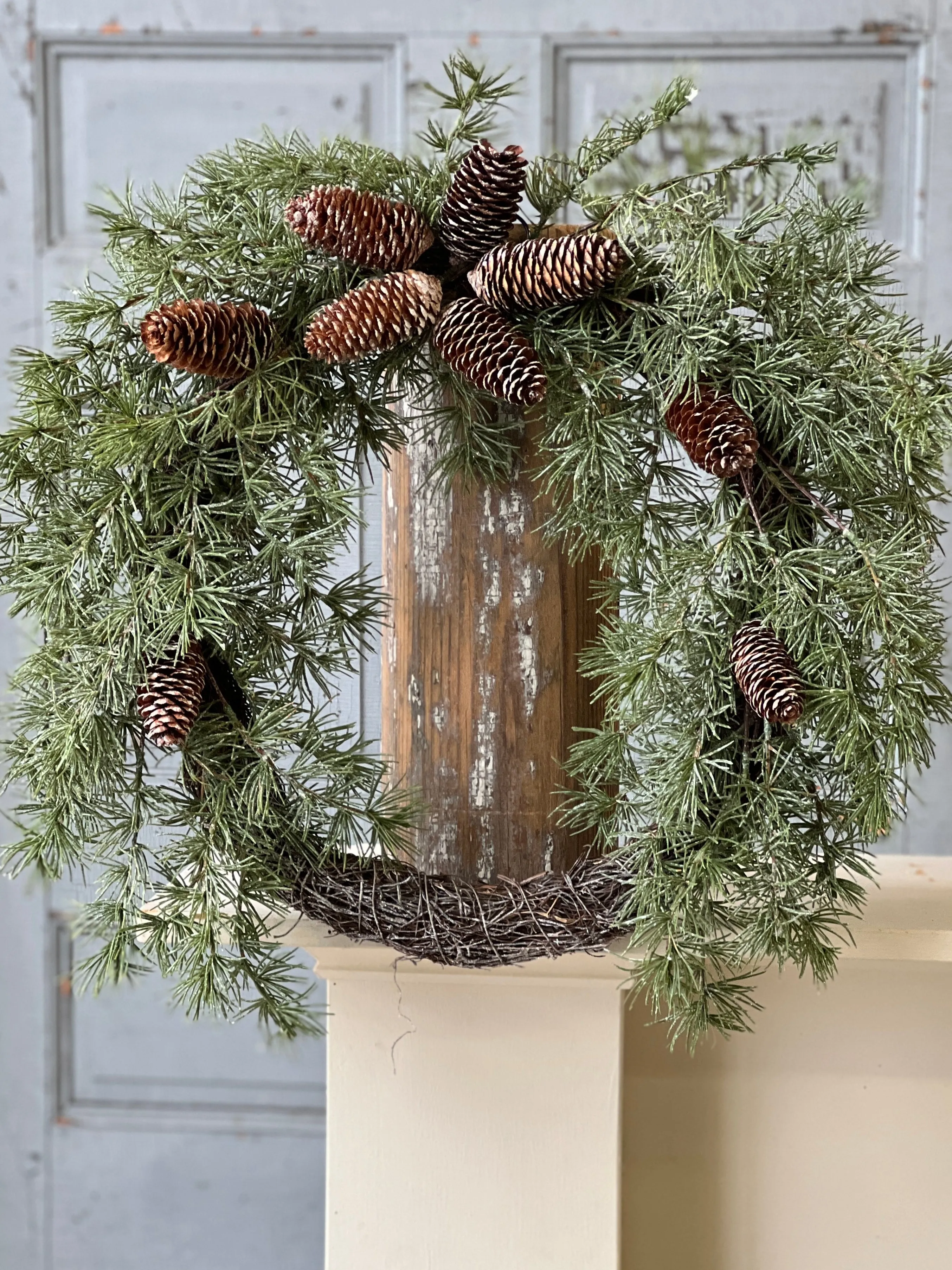 Shining Spindle Pine Wreath | 24"