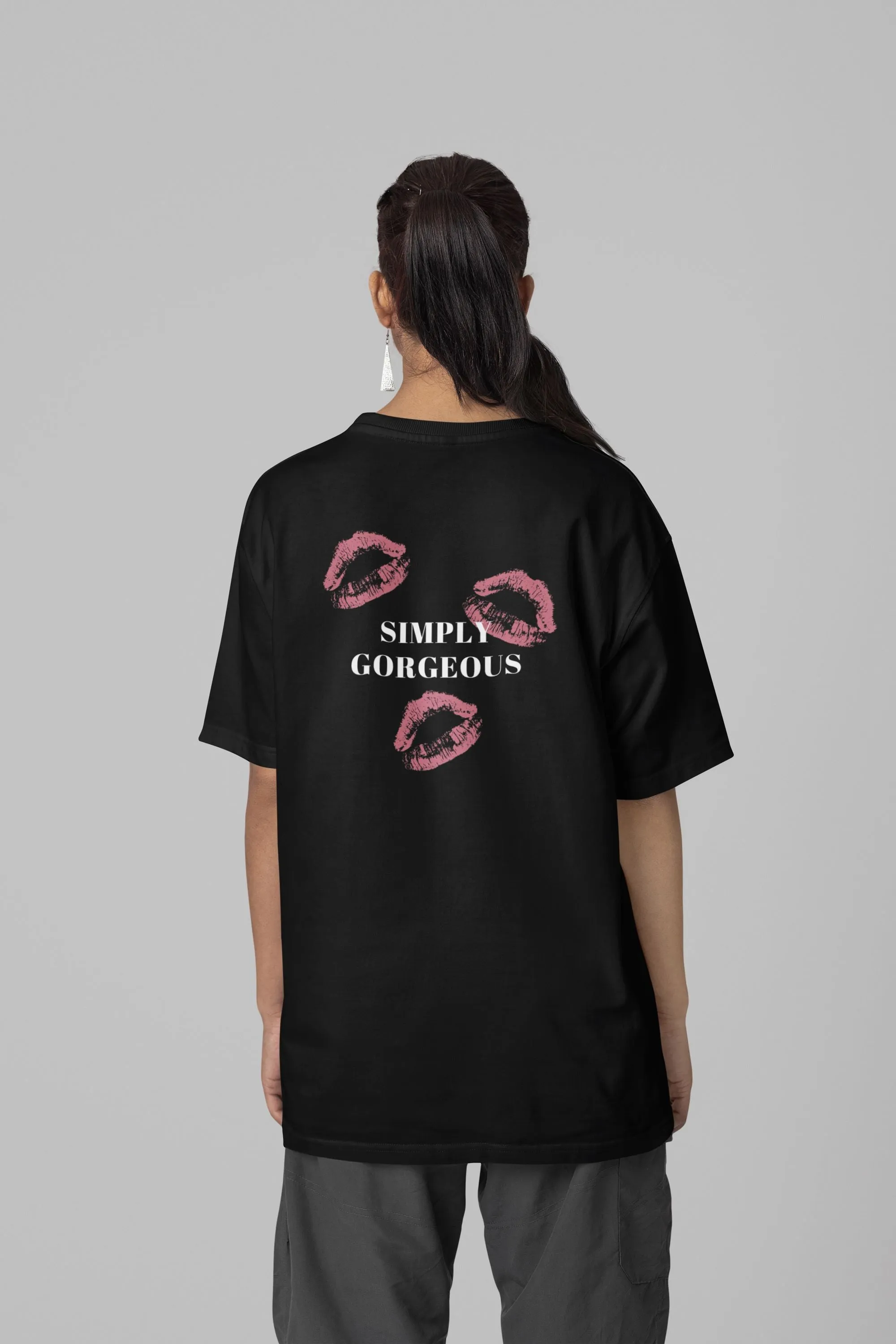 SIMPLY GORGEOUS - Oversized T-shirt