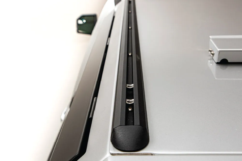 SmartCap EVOa Adventure 2024  Toyota Tacoma 6' Standard Bed