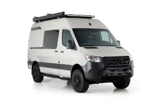 Touring Van DM - 144 4x4