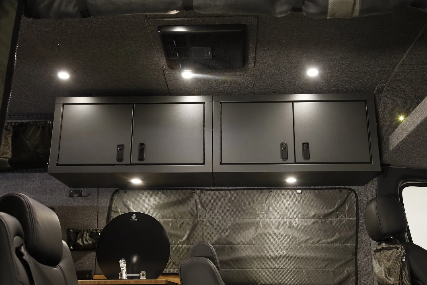 Touring Van DM - 144 4x4
