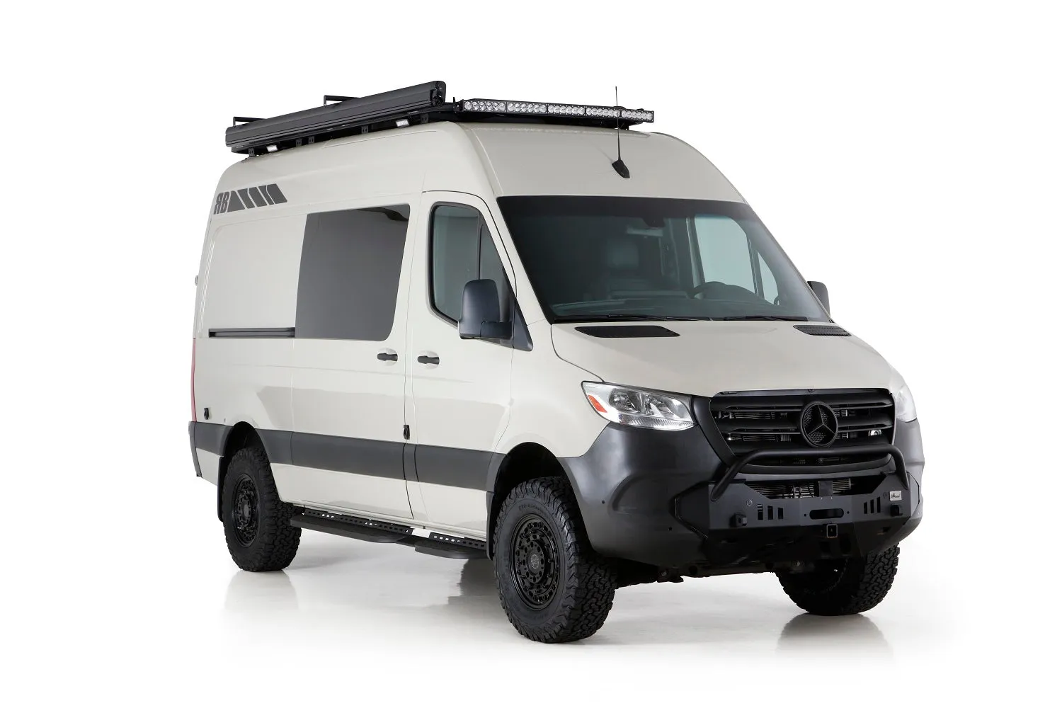 Touring Van DM - 144 4x4