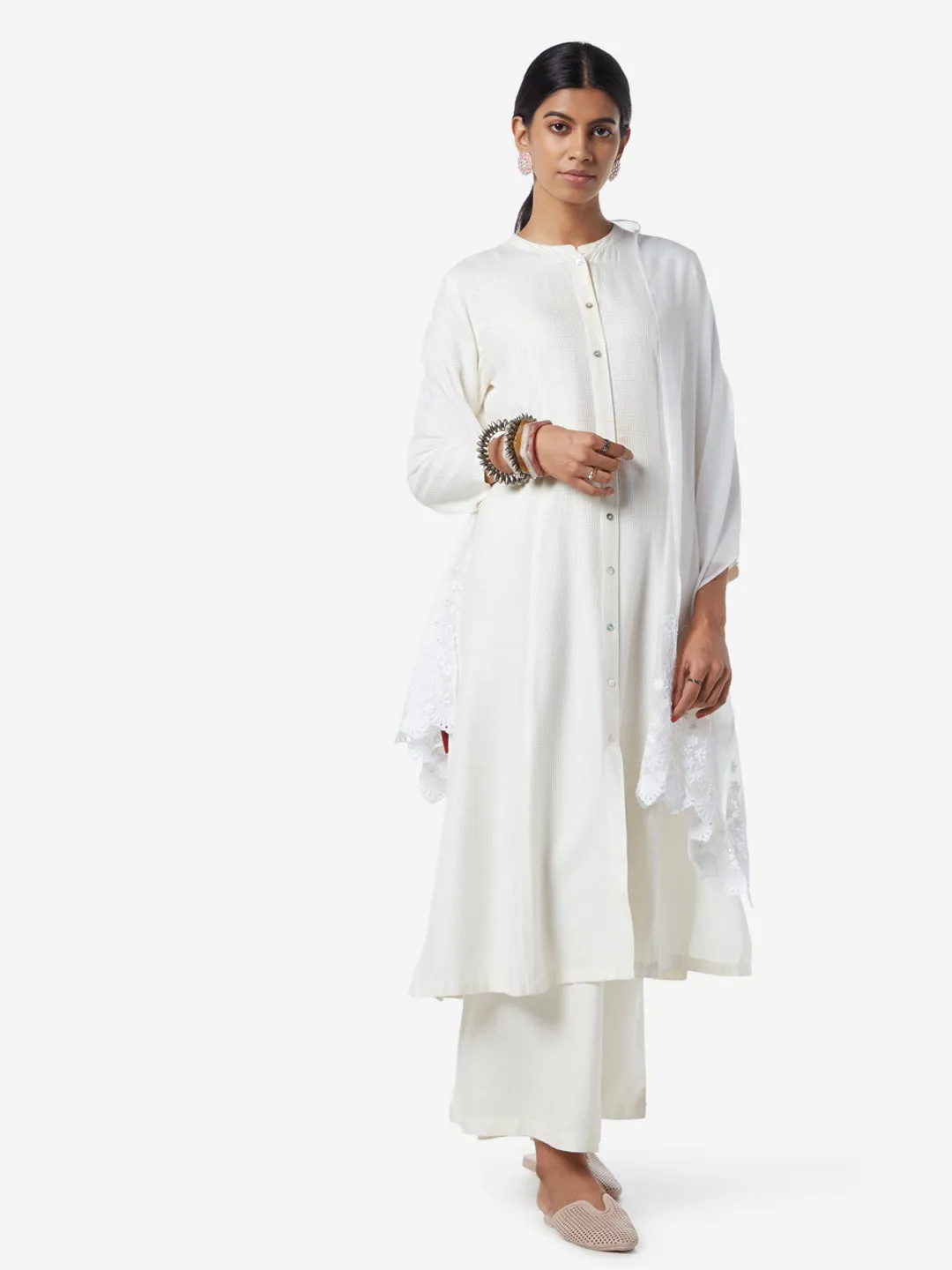 Zuba White Embroidered Cotton-Silk Stole
